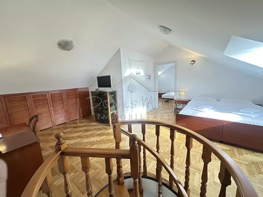 Immagine 38 di Casa indipendente in vendita  in Salvo D'Acquisto 70 a Recco