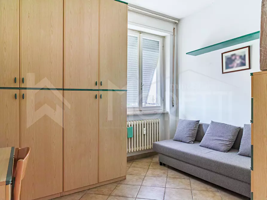 Immagine 38 di Quadrilocale in vendita  in Via San Jacopo In Acquaviva a Livorno
