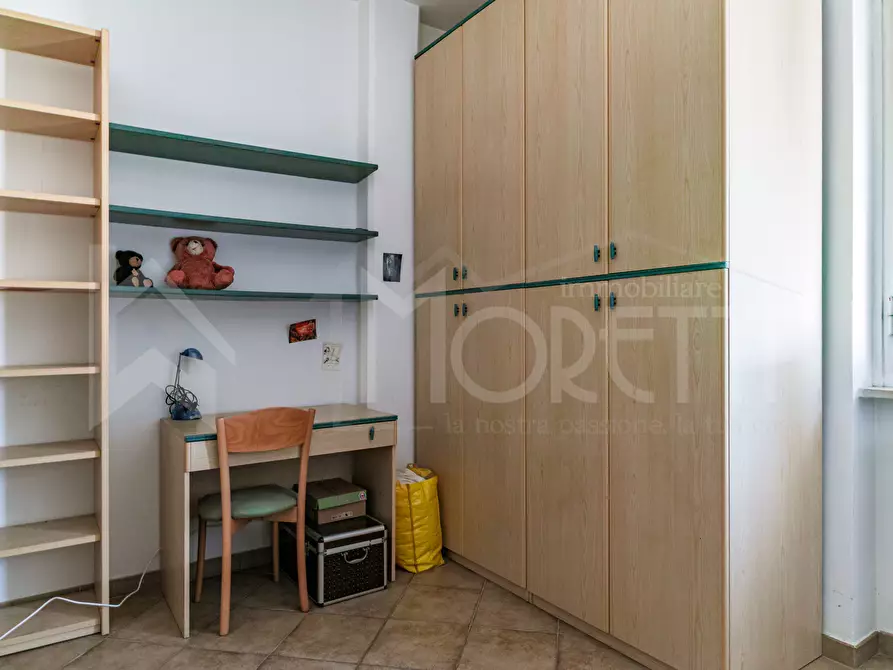 Immagine 41 di Quadrilocale in vendita  in Via San Jacopo In Acquaviva a Livorno