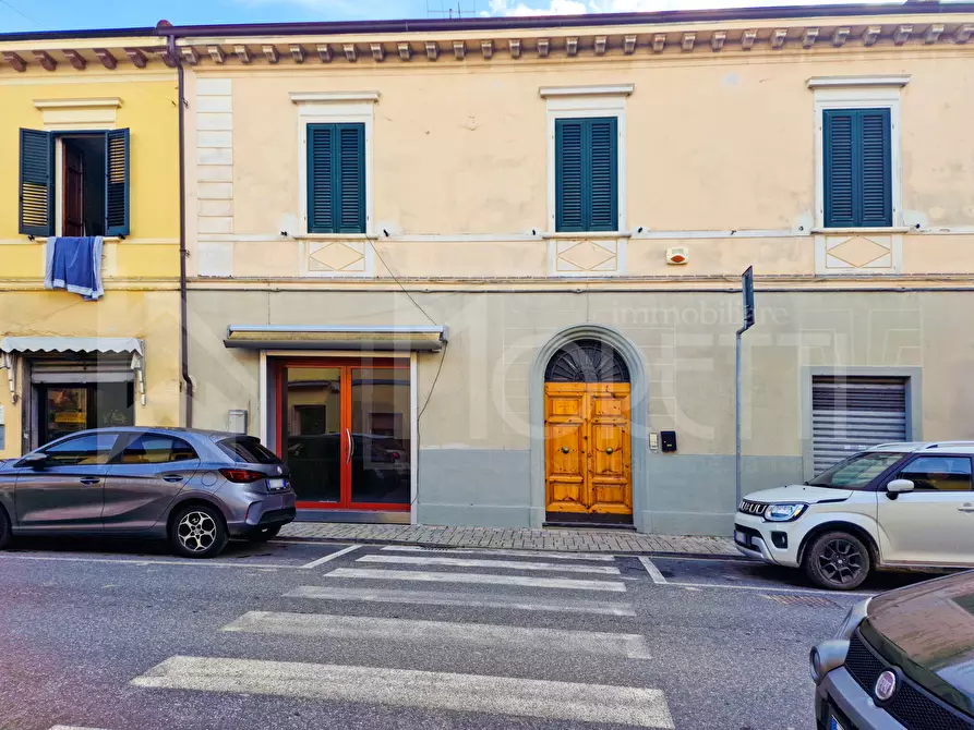 Immagine 21 di Locale commerciale in affitto  in Via Roma a Collesalvetti