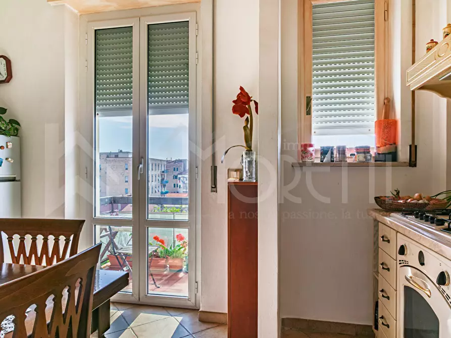Immagine 24 di Quadrilocale in vendita  in Via San Jacopo In Acquaviva a Livorno
