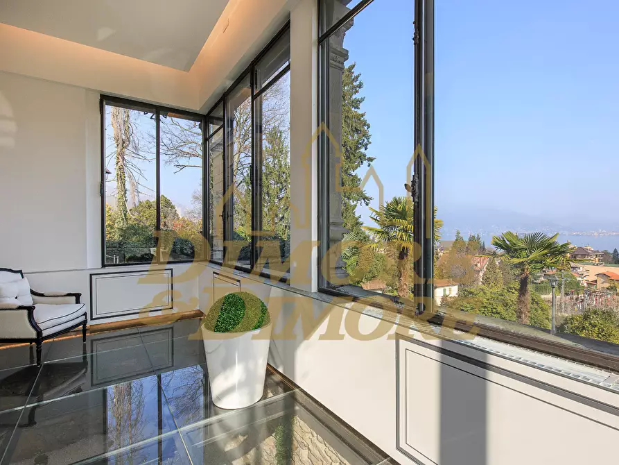 Immagine 6 di Villa in vendita  in via giuseppe verdi 5 a Stresa
