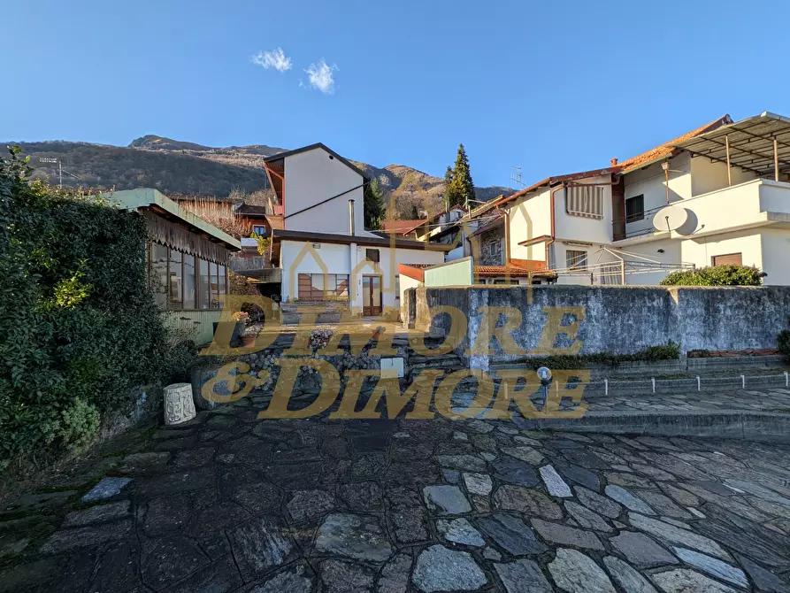 Immagine 6 di Casa indipendente in vendita  a Casale Corte Cerro