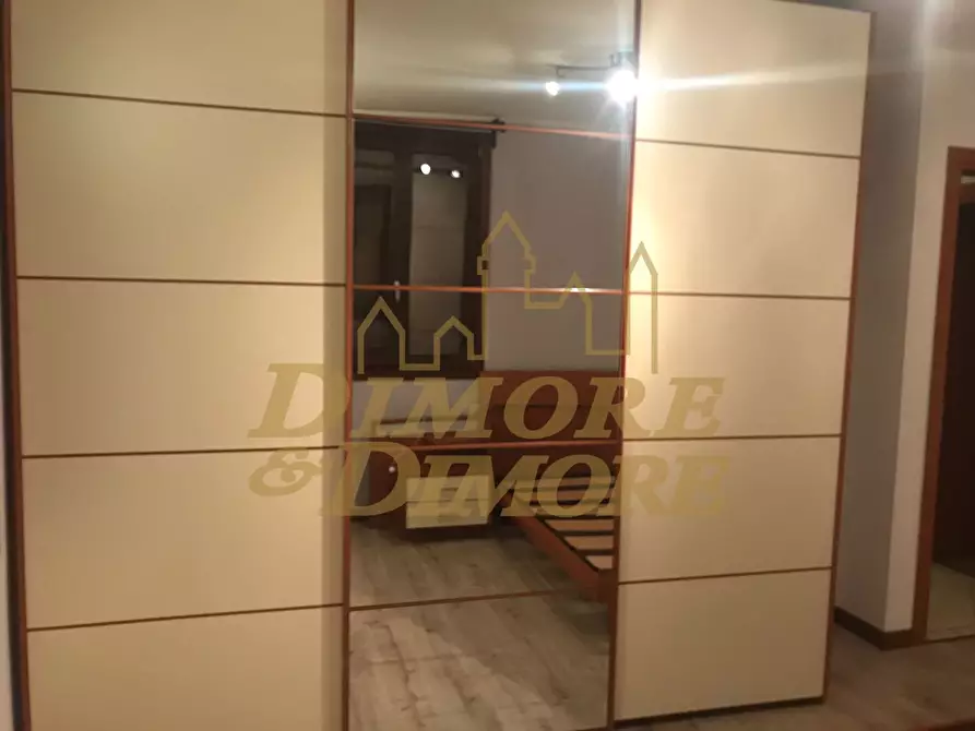 Immagine 25 di Villa in vendita  a Luino