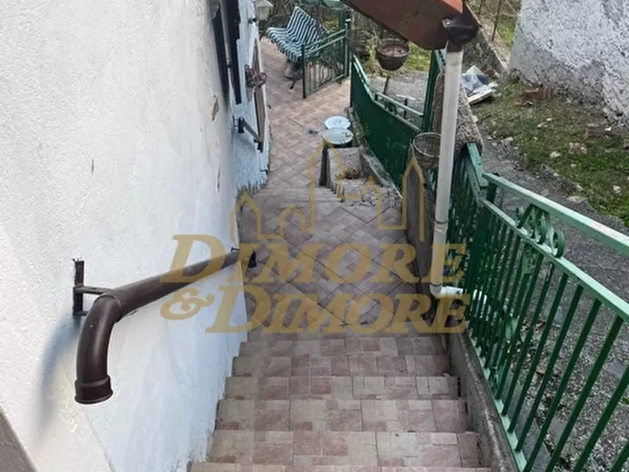 Immagine 33 di Villetta a schiera in vendita  a Aurano