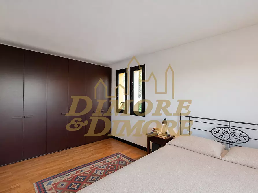 Immagine 21 di Villa in vendita  in Via Libertà 59 a Morazzone