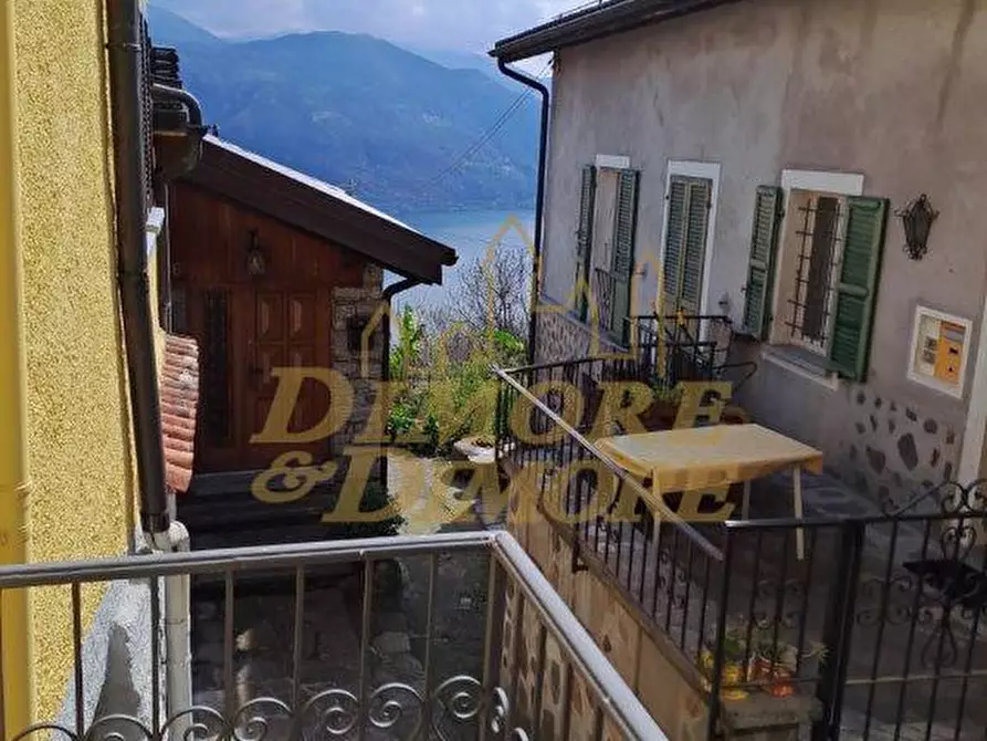 Immagine 9 di Porzione di casa in vendita  a Cannobio