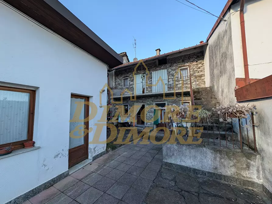 Immagine 7 di Casa indipendente in vendita  a Casale Corte Cerro