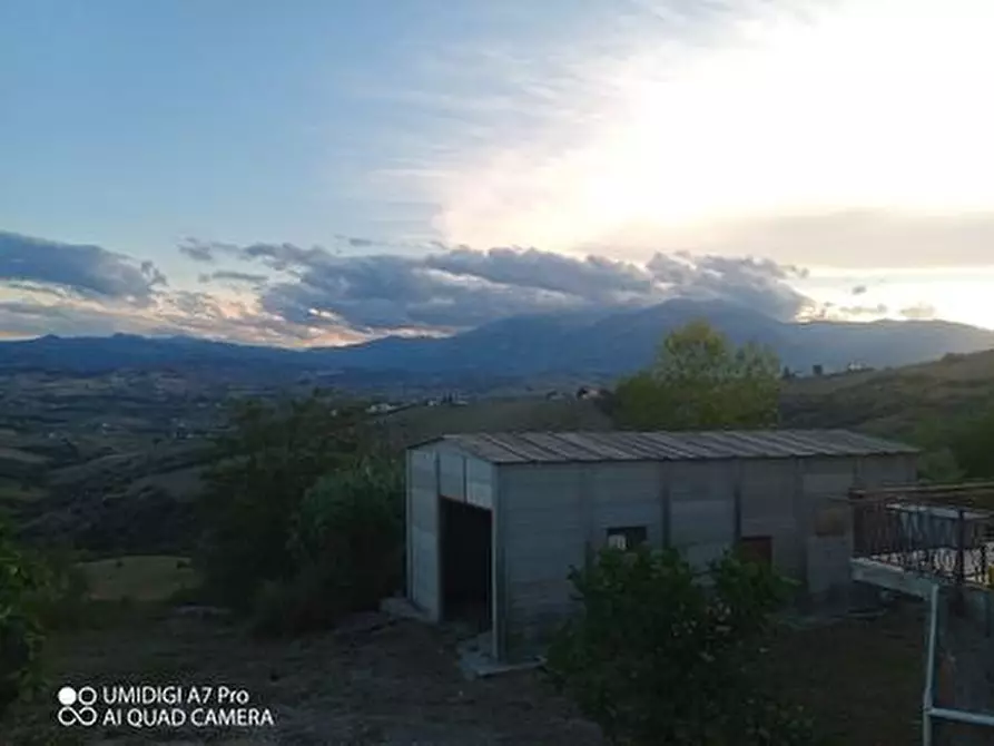 Immagine 38 di Rustico / casale in vendita  in VIA DE THOMASSIS a Castel Frentano