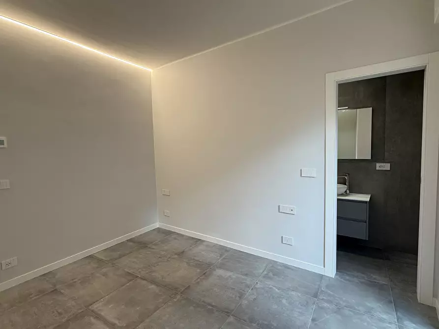 Immagine 13 di Quadrilocale in vendita  in Via Dante a Alassio