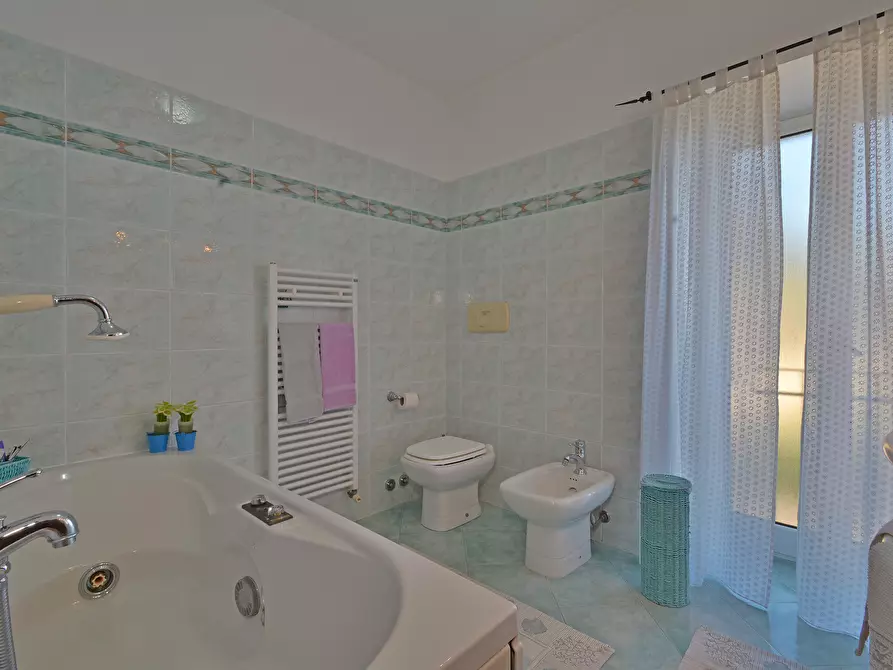 Immagine 51 di Villa in vendita  in Via Adelasia a Alassio