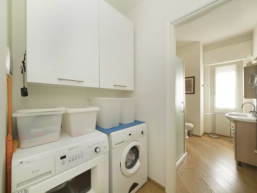 Immagine 13 di Pentalocale in vendita  in Via Privata Mario Mascardi a Alassio