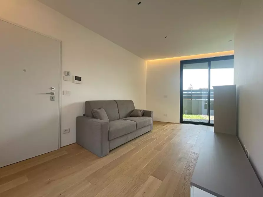 Immagine 19 di Trilocale in vendita  in Via Adelasia a Alassio