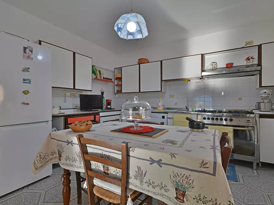 Immagine 41 di Villa in vendita  in Via Adelasia a Alassio