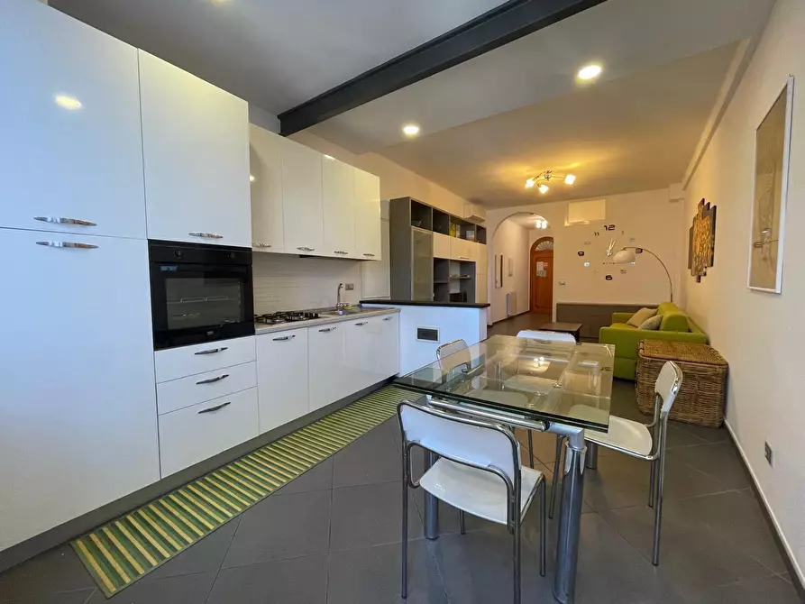 Immagine 1 di Bilocale in vendita  in Centro a Alassio