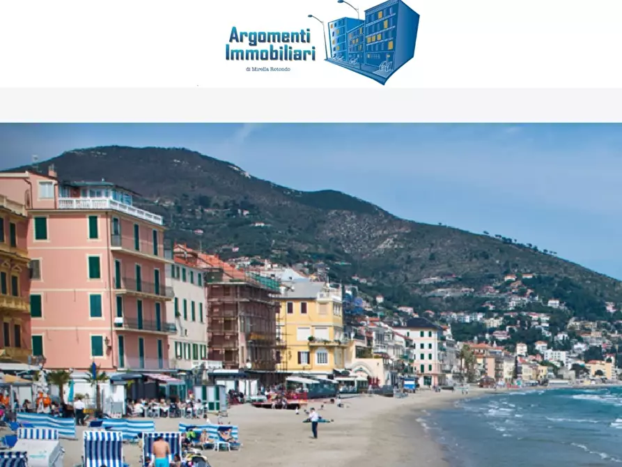 Immagine 11 di Bilocale in vendita  in Via Roma a Alassio