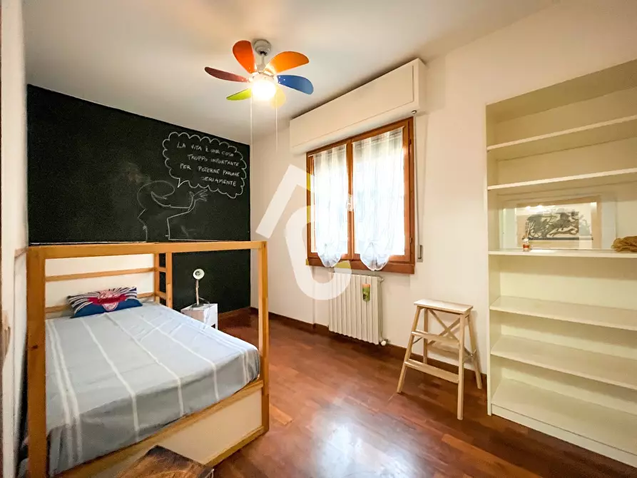 Immagine 13 di Pentalocale in vendita  a Jesi