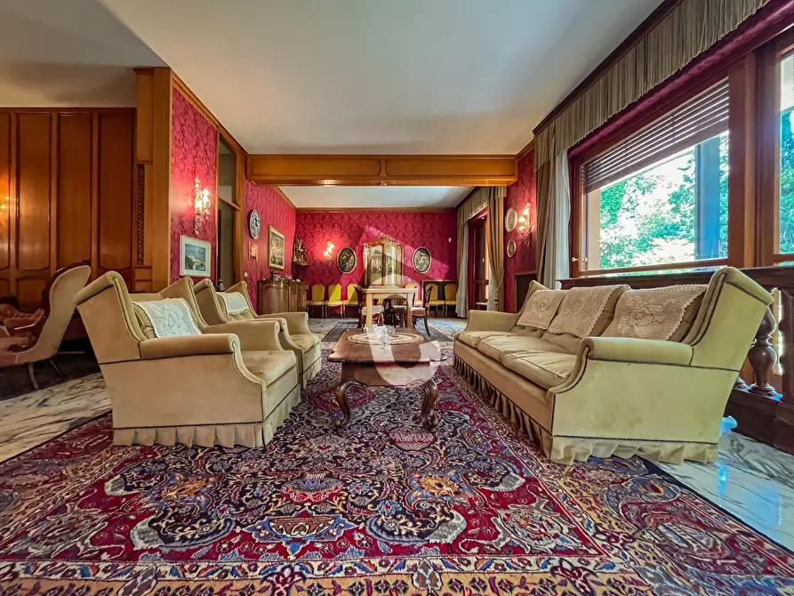 Immagine 29 di Villa in vendita  a Jesi