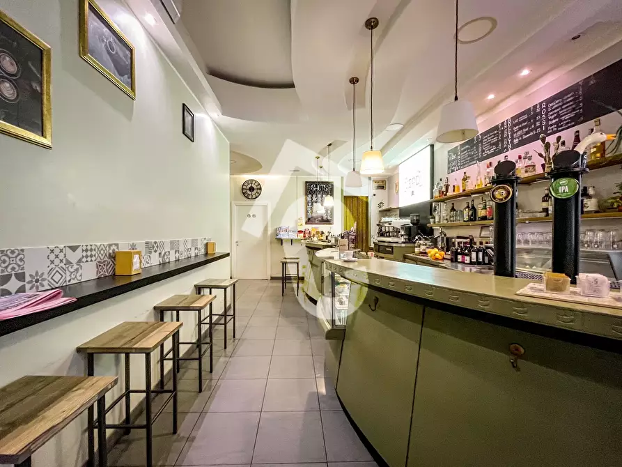 Immagine 10 di Bar / Ristorante in vendita  a Jesi