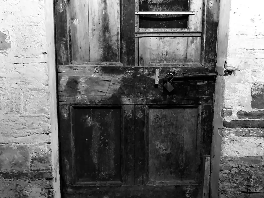 Immagine 26 di Rustico / casale in vendita  a Monsano