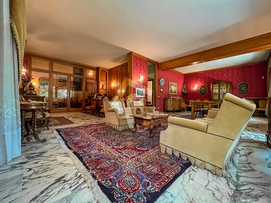 Immagine 30 di Villa in vendita  a Jesi