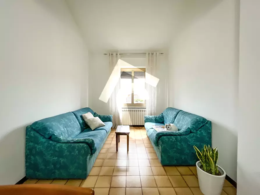 Immagine 8 di Palazzo in vendita  a Jesi