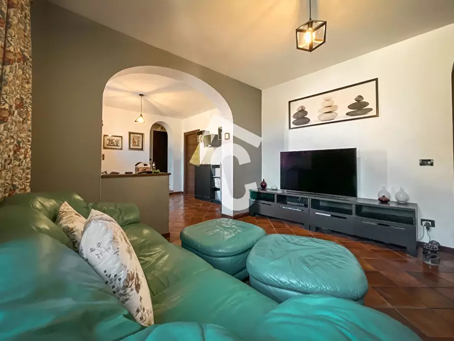 Immagine 11 di Rustico / casale in vendita  a Jesi