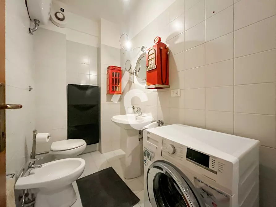 Immagine 17 di Pentalocale in vendita  a Jesi