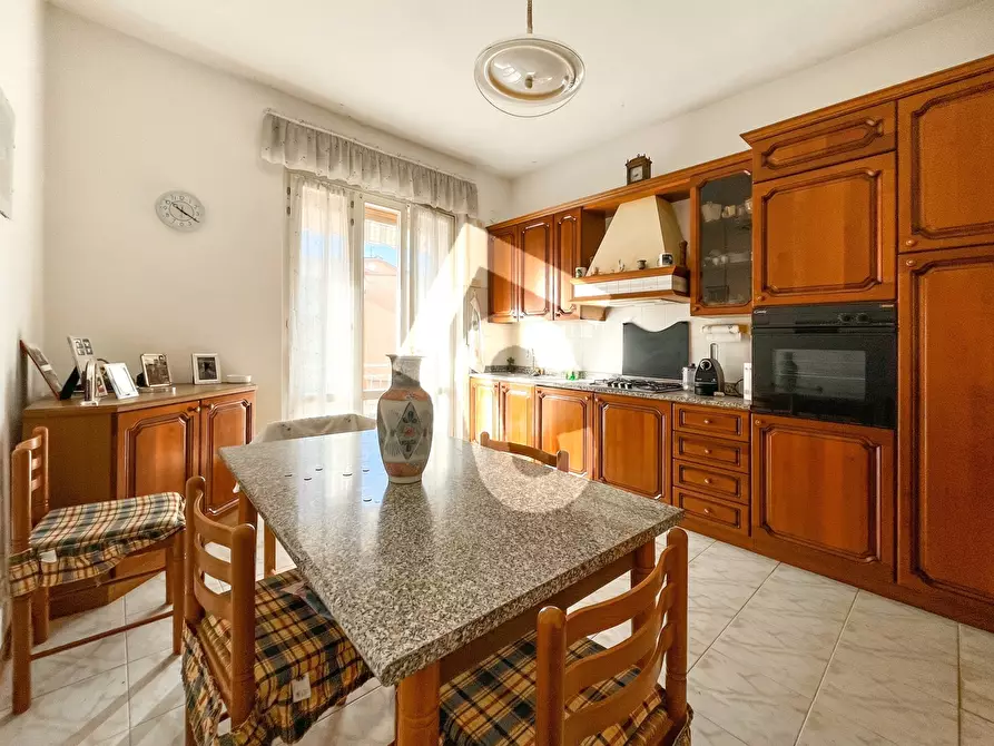 Immagine 4 di Appartamento in vendita  a Jesi