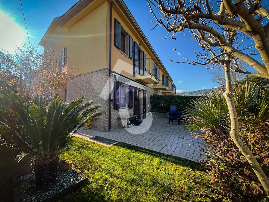 Immagine 42 di Villetta a schiera in vendita  a Castelplanio