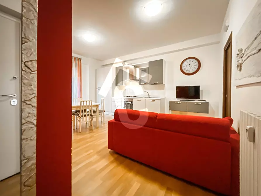 Immagine 16 di Appartamento in vendita  a Jesi