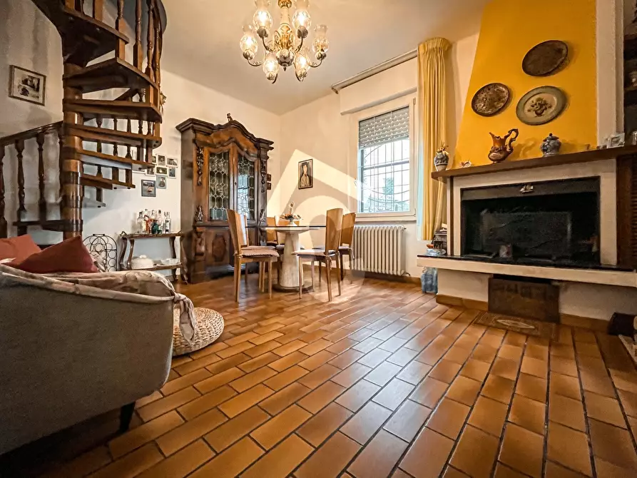 Immagine 3 di Casa bifamiliare in vendita  a Jesi