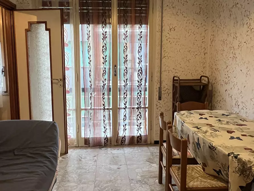 Immagine 3 di Bilocale in affitto  in Via Bardineto a Finale Ligure