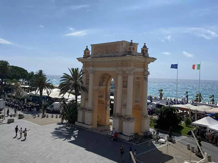 Immagine 3 di Monolocale in affitto  in Piazza Vittorio Emanuele II 5 a Finale Ligure
