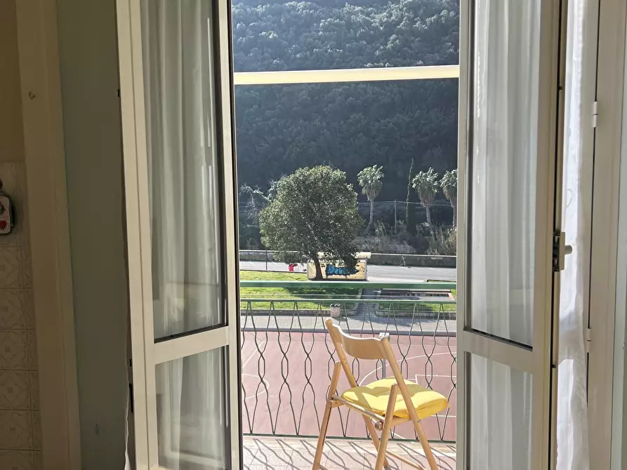 Immagine 10 di Bilocale in vendita  in Via Cesare Abba a Finale Ligure