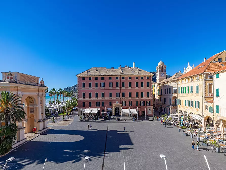Immagine 26 di Trilocale in affitto  in Piazza Vittorio Emanuele II a Finale Ligure
