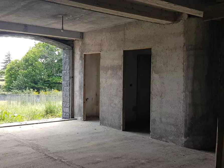 Immagine 17 di Casa indipendente in vendita  a Pedara