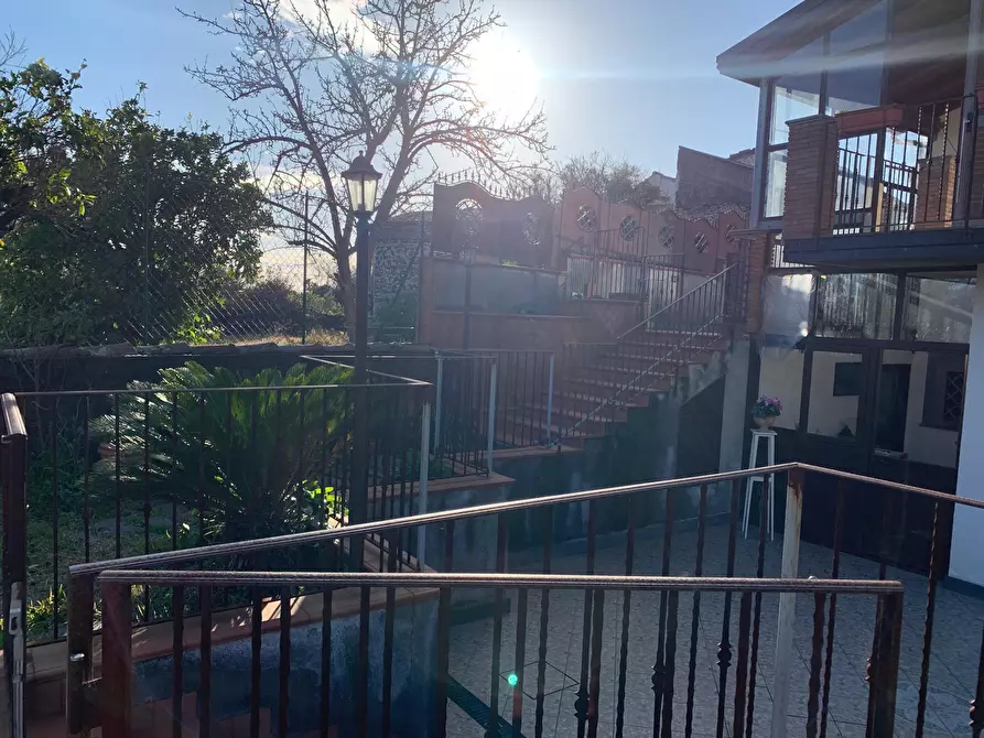 Immagine 29 di Villa in vendita  a Mascalucia