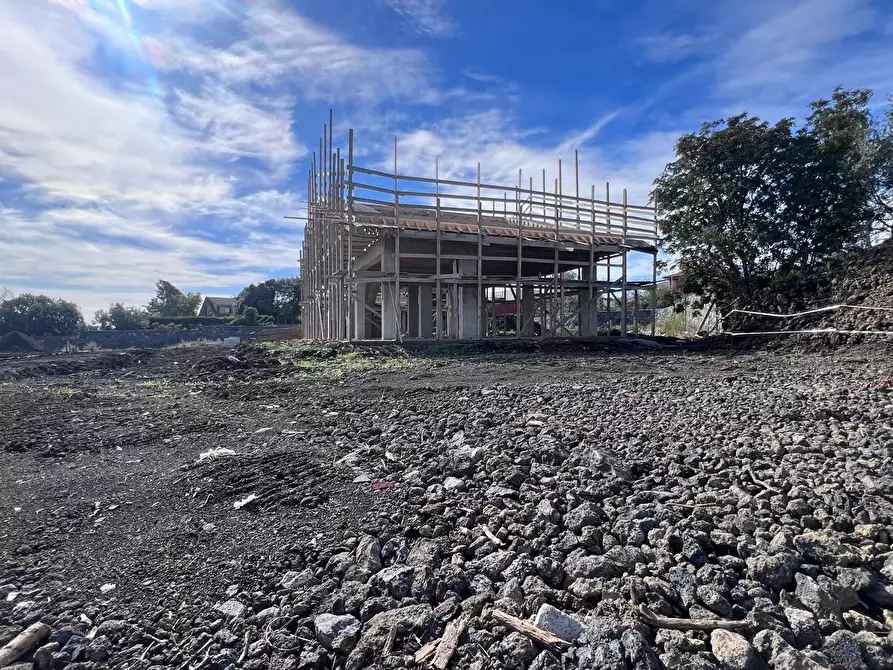 Immagine 15 di Villa in vendita  a Pedara