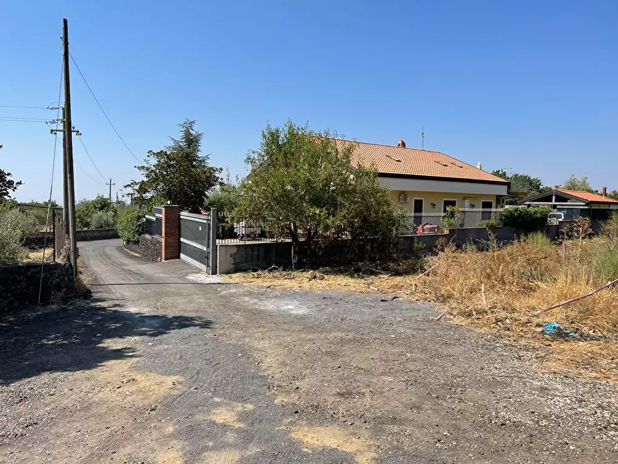 Immagine 7 di Terreno agricolo in vendita  a Tremestieri Etneo