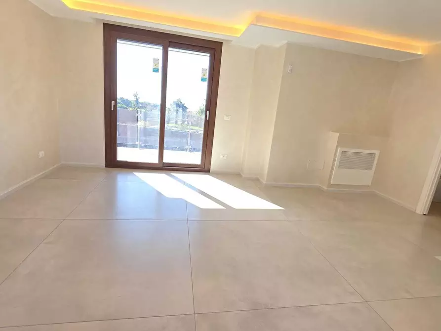 Immagine 29 di Villa in vendita  a Pedara