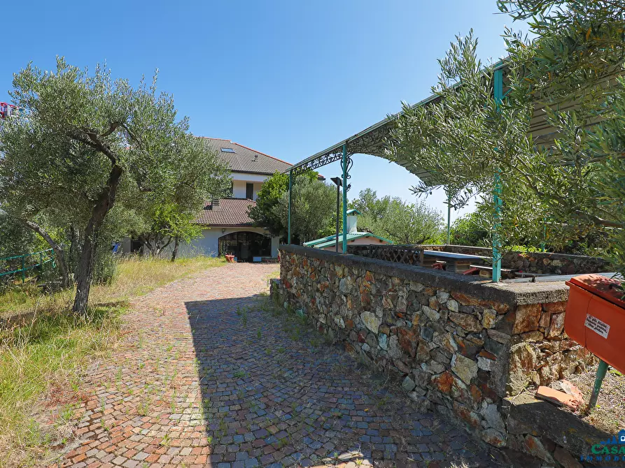 Immagine 31 di Villa in vendita  in Via Livio Canale 72 a Varazze