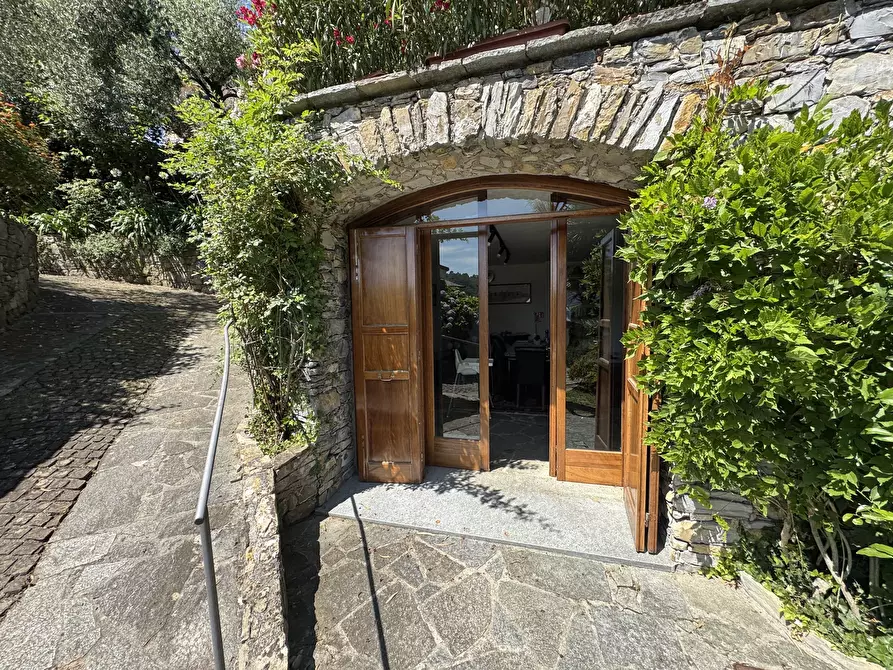 Immagine 90 di Casa indipendente in vendita  in Via San Massimo 106 a Rapallo