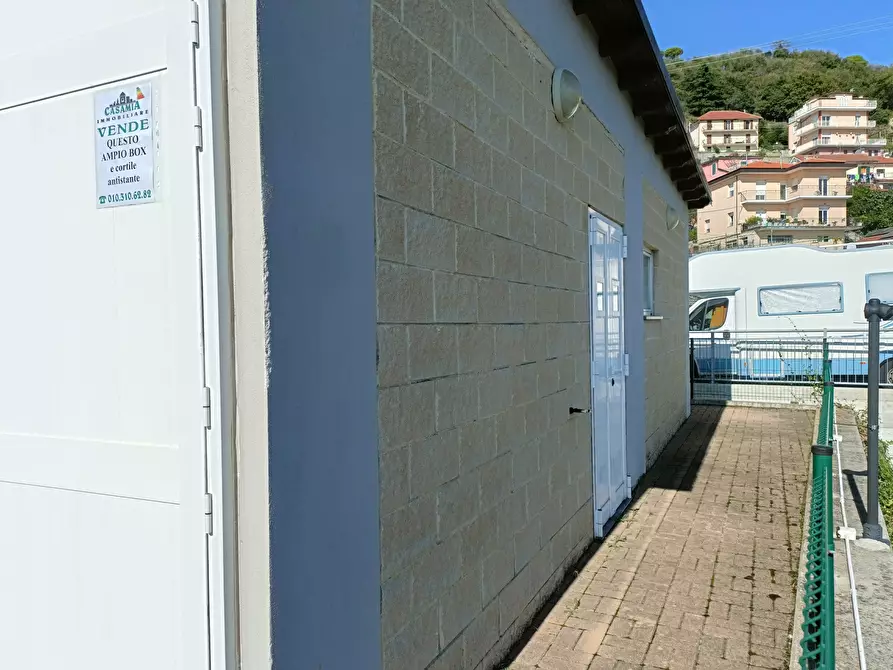 Immagine 5 di Garage in vendita  in Via Nuova Cantalupo 1 a Varazze