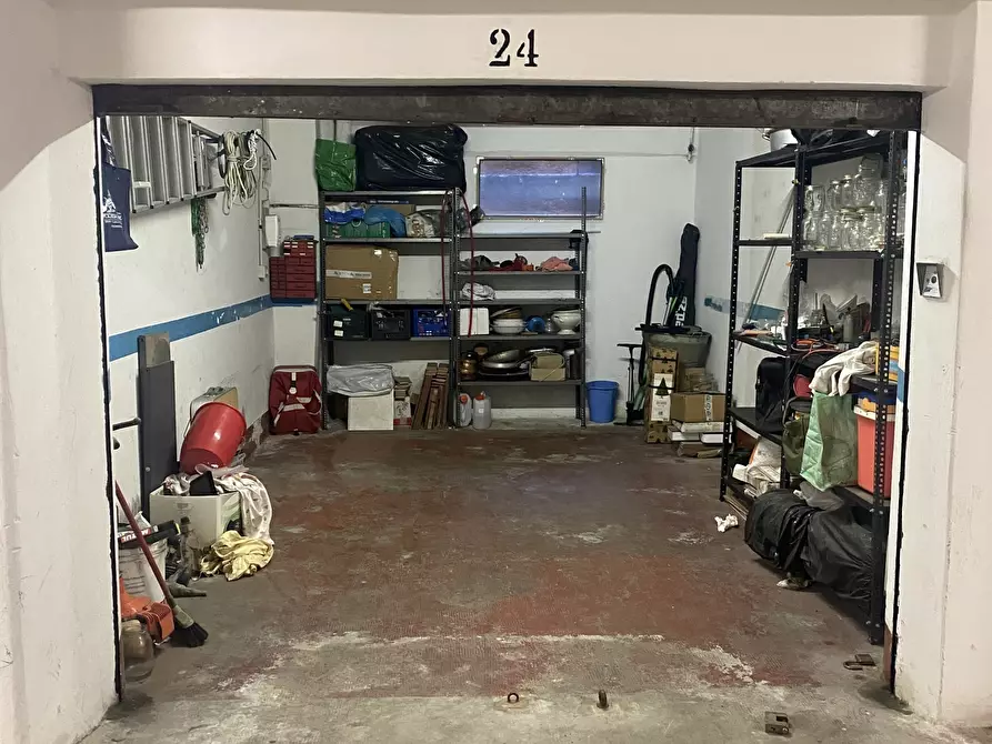 Immagine 8 di Garage in vendita  in Via Giovanni Guglielmo Longo 5 a Genova