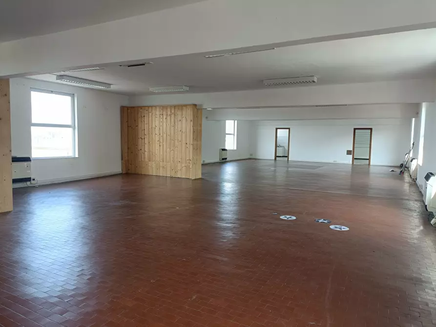 Immagine 22 di Ufficio in affitto  in Via Giuseppe Ungaretti 10 a Genova