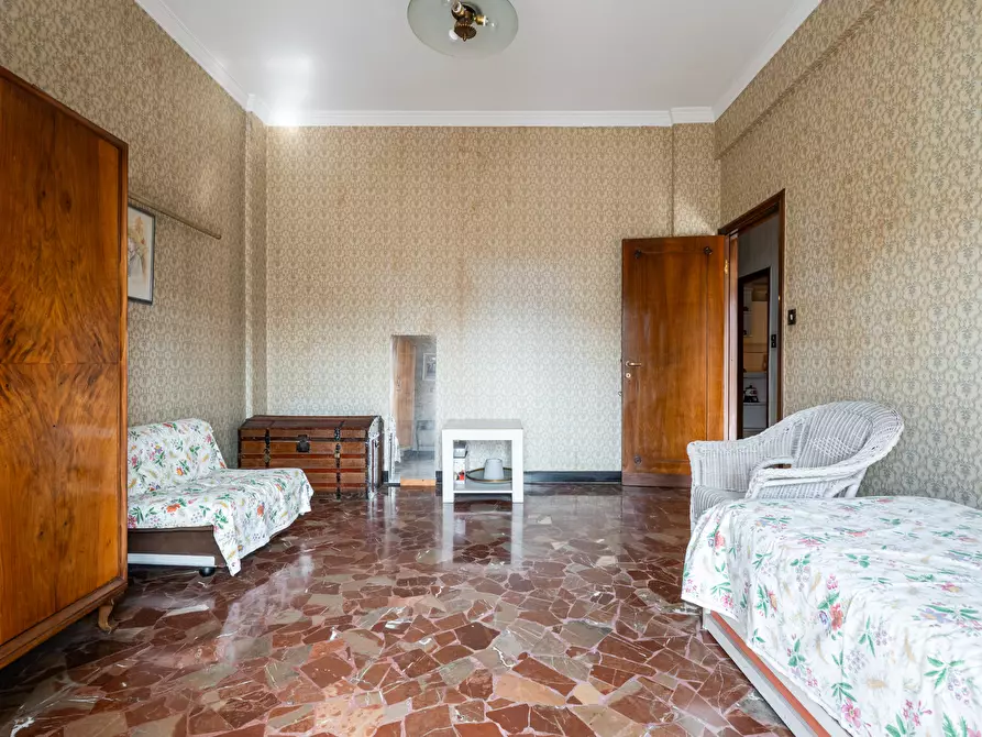 Immagine 50 di Quadrilocale in vendita  in Via Sturla 54 a Genova