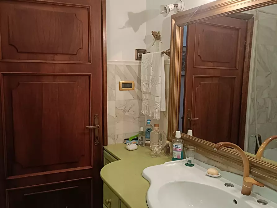 Immagine 43 di Casa indipendente in vendita  in Via Volturno 1 a Pisa