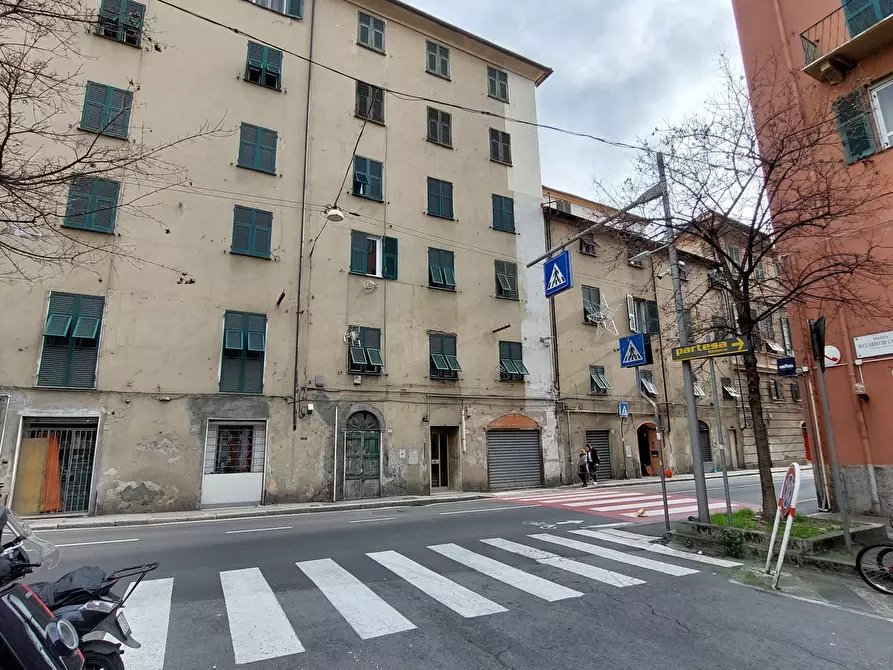 Immagine 1 di Bilocale in vendita  in Via Teglia 29 a Genova
