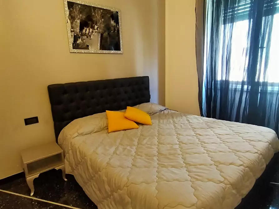 Immagine 39 di Bilocale in vendita  in Via delle Gavette a Genova